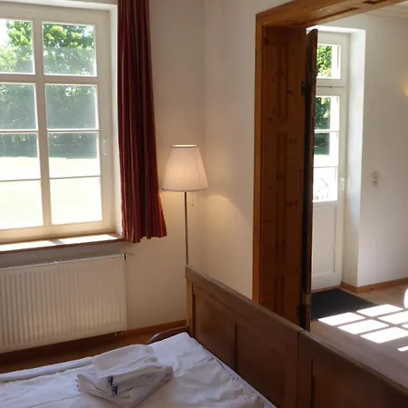 Apartment Parterre A Ost *